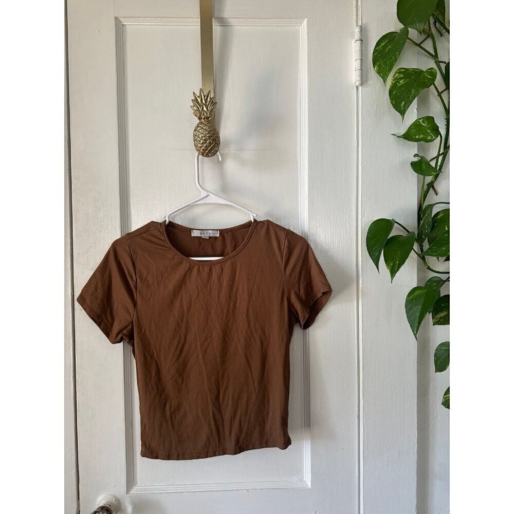 Gaze Women’s size small brown top